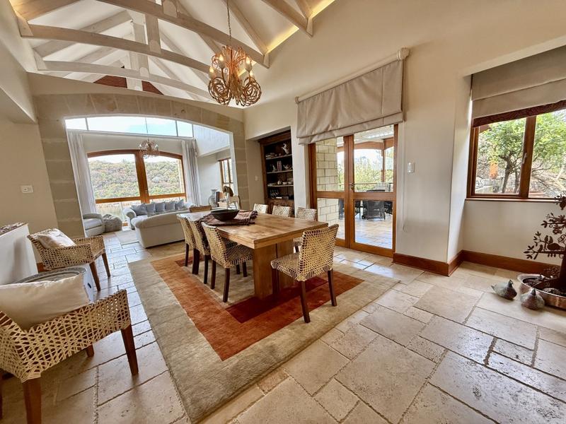 5 Bedroom Property for Sale in Clarens Free State